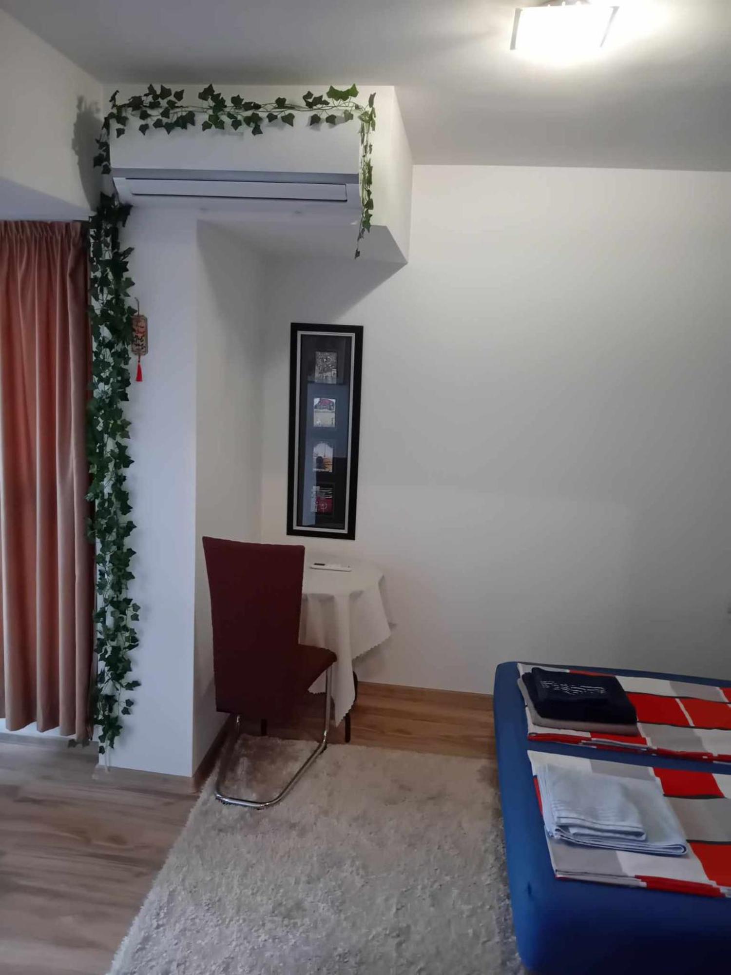 Park View Apartment Plovdiv With Parking Екстер'єр фото