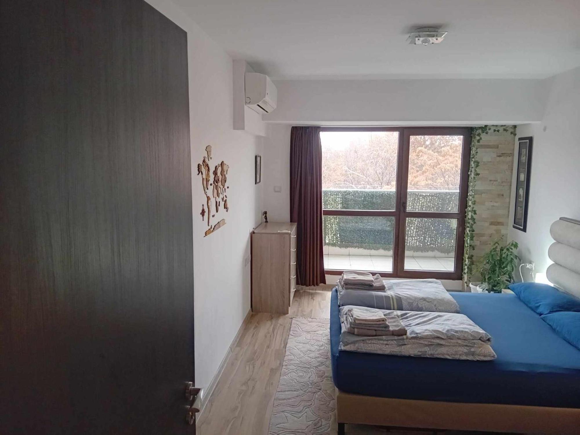 Park View Apartment Plovdiv With Parking Екстер'єр фото